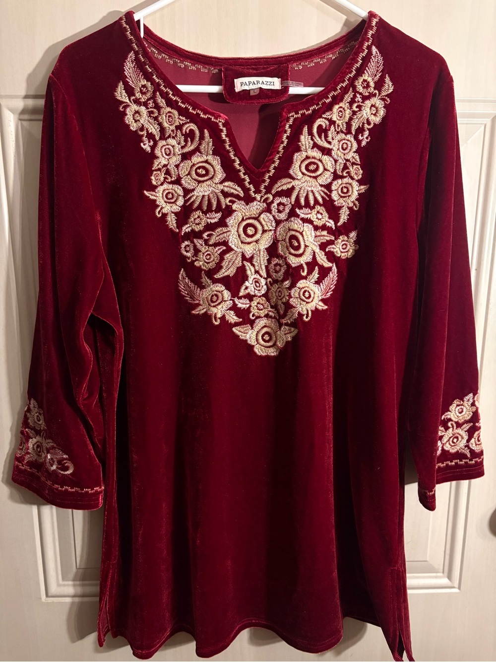 Paparazzi Women’s LARGE Velvet Tunic with Cream Floral Embroidery Boho